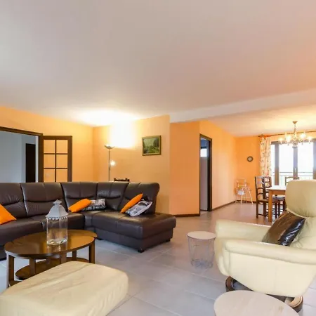 Saint-benoist-sur-vanne, 5 Pieces, 10 Personnes - Fr-1-543-67 *