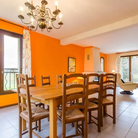 Saint-benoist-sur-vanne, 5 Pieces, 10 Personnes - Fr-1-543-67 *