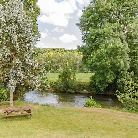 بيت للعطل Saint-benoist-sur-vanne, 5 Pieces, 10 Personnes - Fr-1-543-67 *