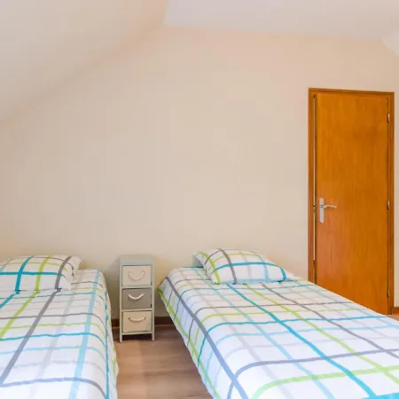 Saint-benoist-sur-vanne, 5 Pieces, 10 Personnes - Fr-1-543-67 * Saint-Benoist-sur-Vanne