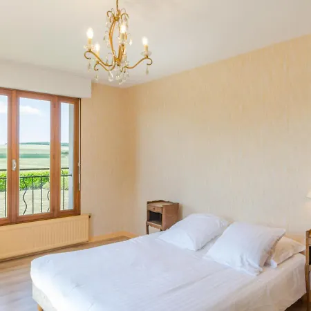 Saint-benoist-sur-vanne, 5 Pieces, 10 Personnes - Fr-1-543-67 بيت للعطل Saint-Benoist-sur-Vanne