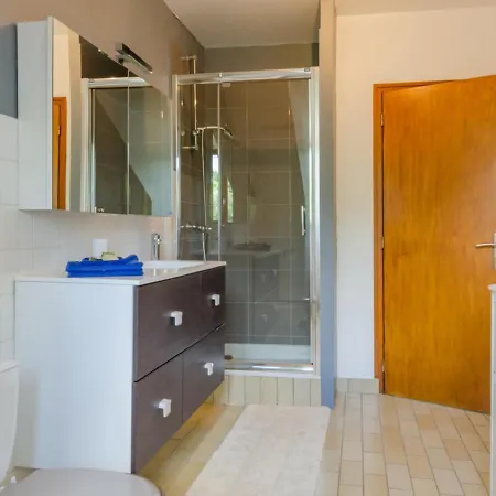 Saint-benoist-sur-vanne, 5 Pieces, 10 Personnes - Fr-1-543-67 Saint-Benoist-sur-Vanne